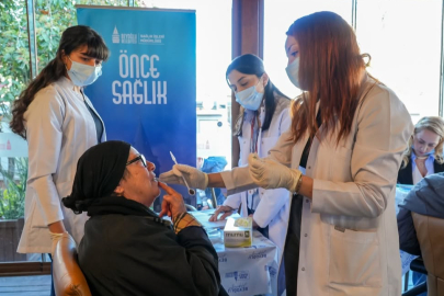 Kasımpaşa Emekli Evi'nde Ücretsiz Diş Taraması Yapıldı!