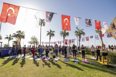 Mersin’de bahar enerjisi sahile taştı