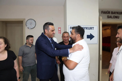 İzmir Çiğli'de bayramlaşma heyecanı
