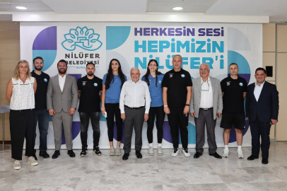 Nilüfer Belediyesporlu milli sporculara Başkan Özdemir’den tebrik